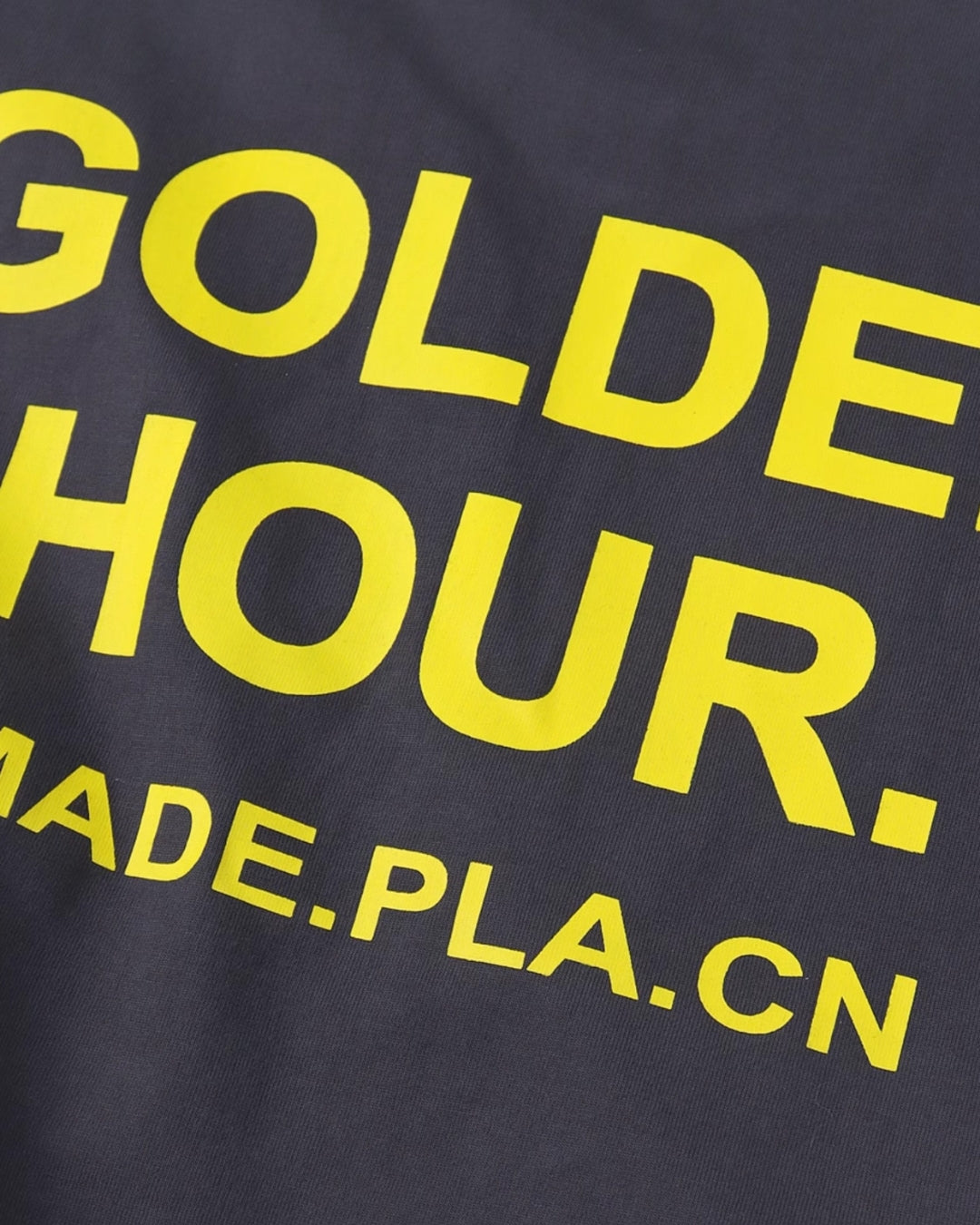 GOLDEN HOUR 文字短Tee