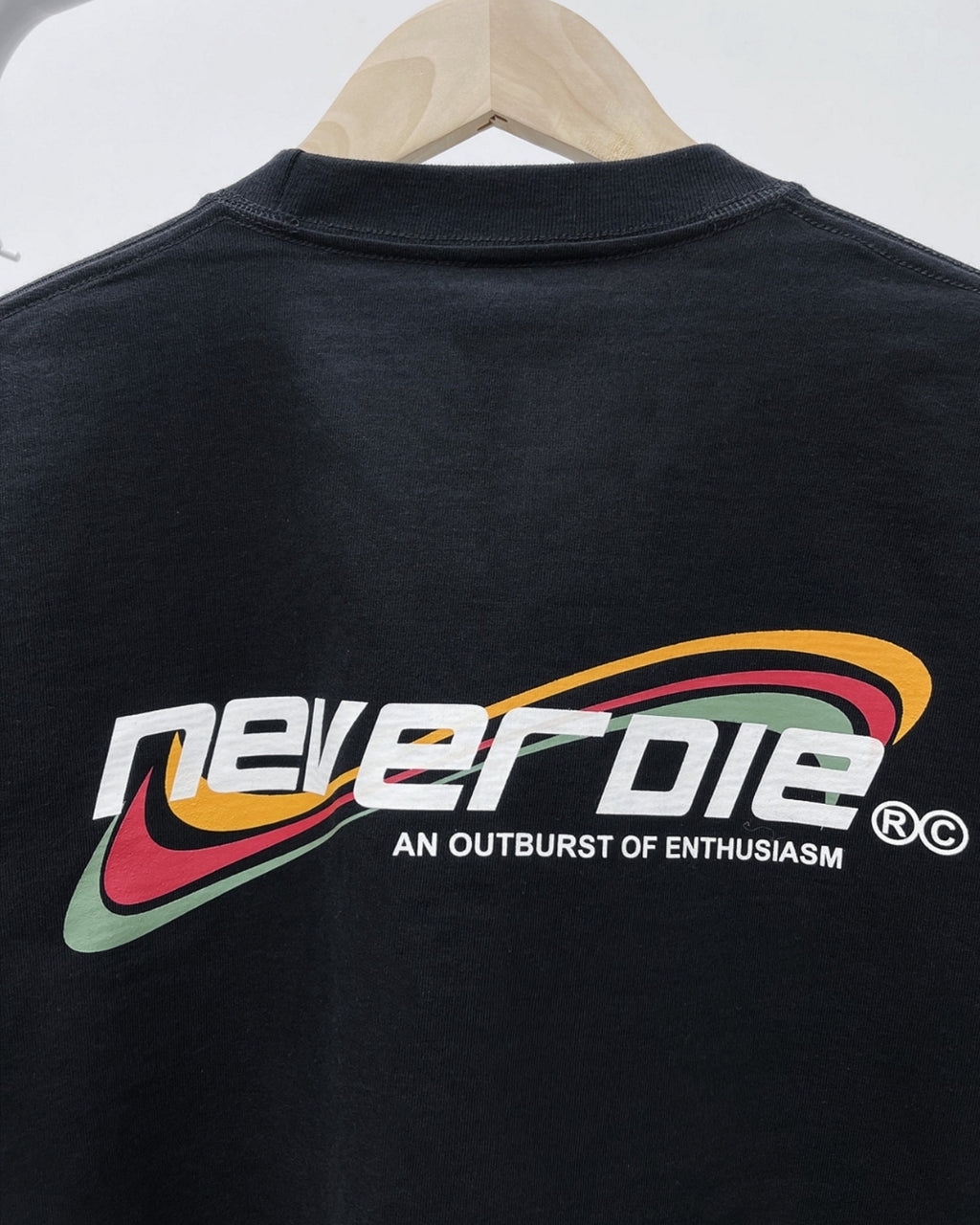 Neverdie 厚領印花T