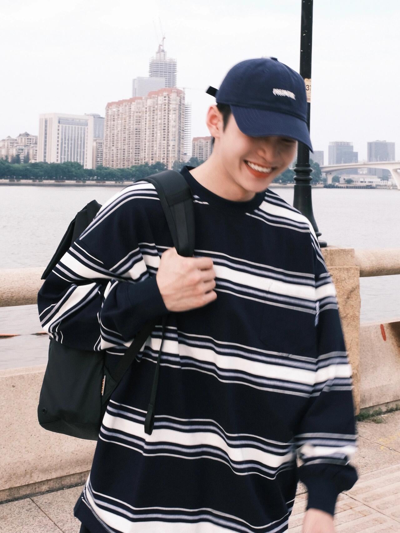 City boy 湛藍重磅條紋Tee